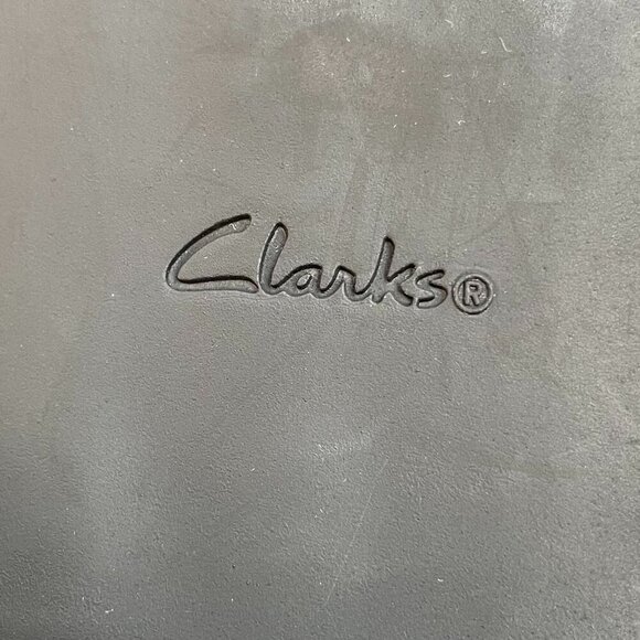 Clarks Collection Ultimate Comfort Slip On 1" Heel Patent Toe Shoes Black Sz 8.5 - Picture 7 of 10